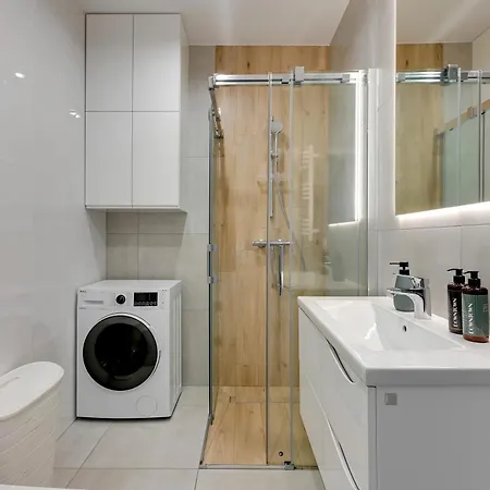 Obroncow Wybrzeza By Downtown Apartment *