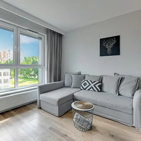 Apartment Obroncow Wybrzeza By Downtown *